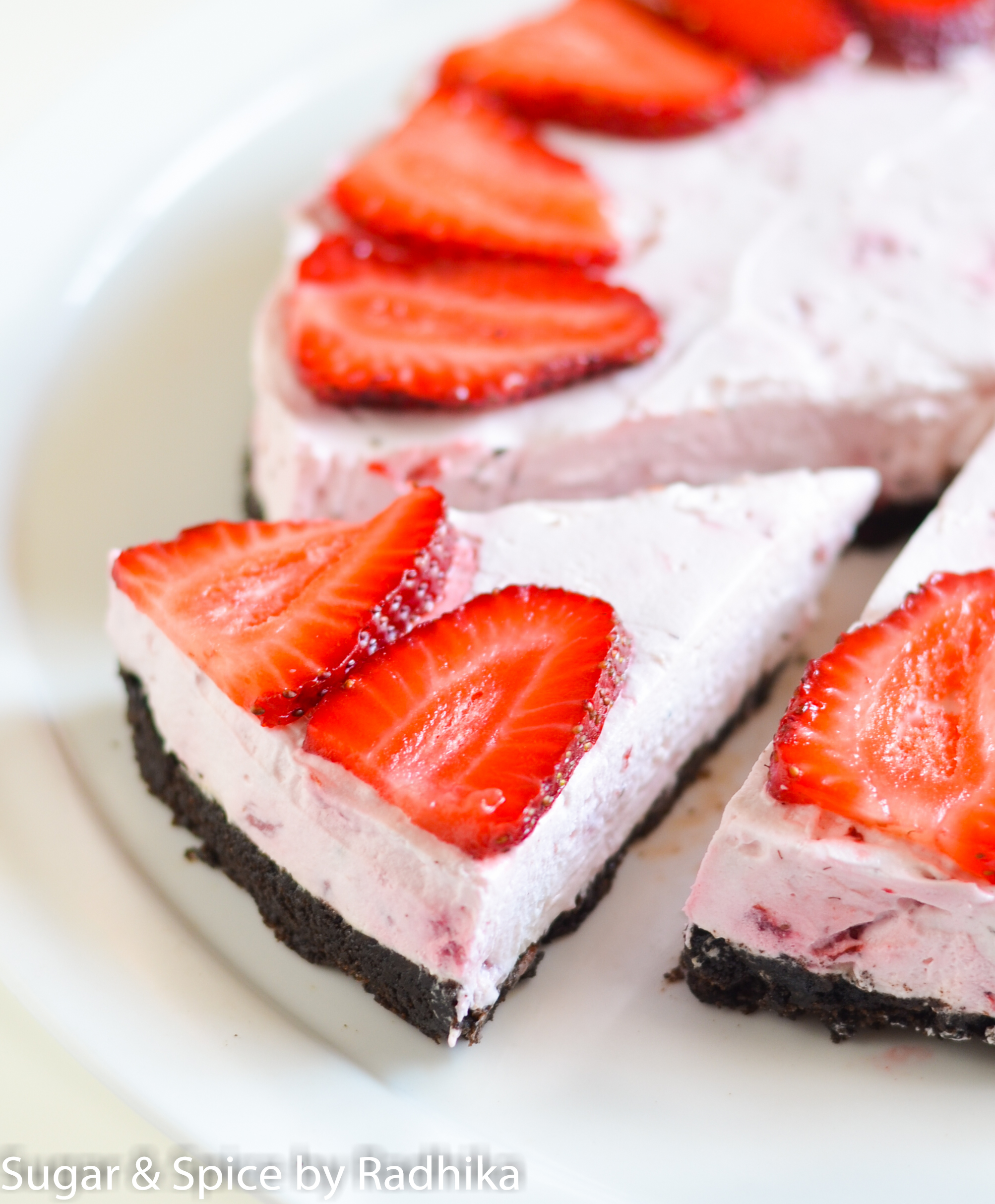 Strawberry and Oreo Cheesecake