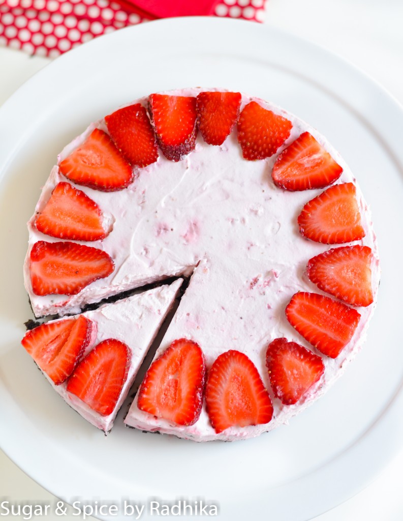 Strawberry and Oreo Cheesecake