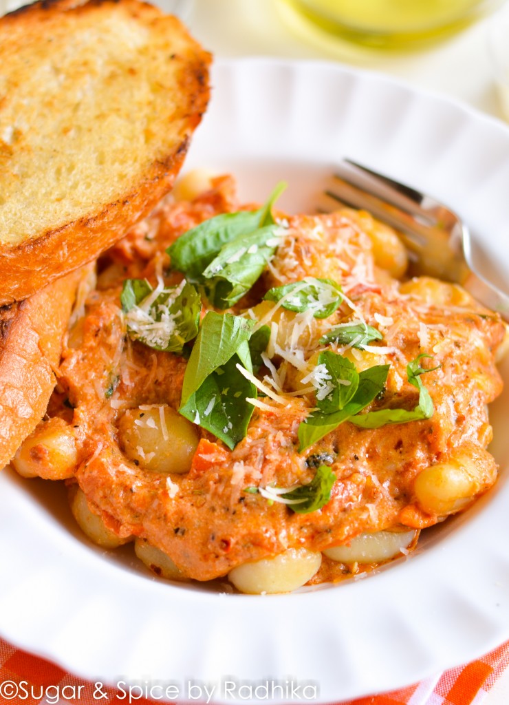 Cheesy Pomodoro Gnocchi 