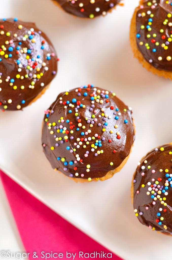 Vanilla Cupcakes with Chocolate Frosting