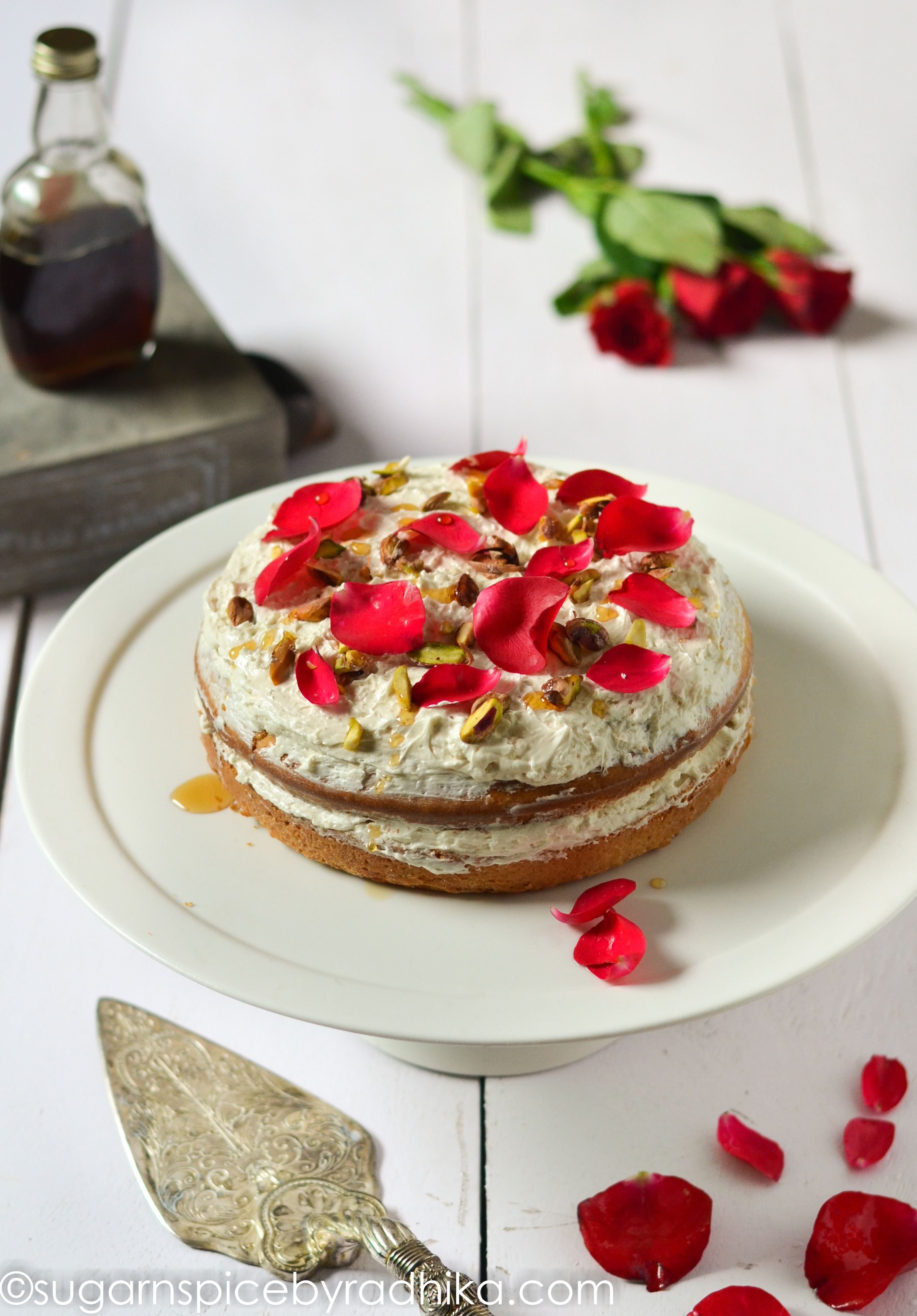 Cardamom and Maple Cake
