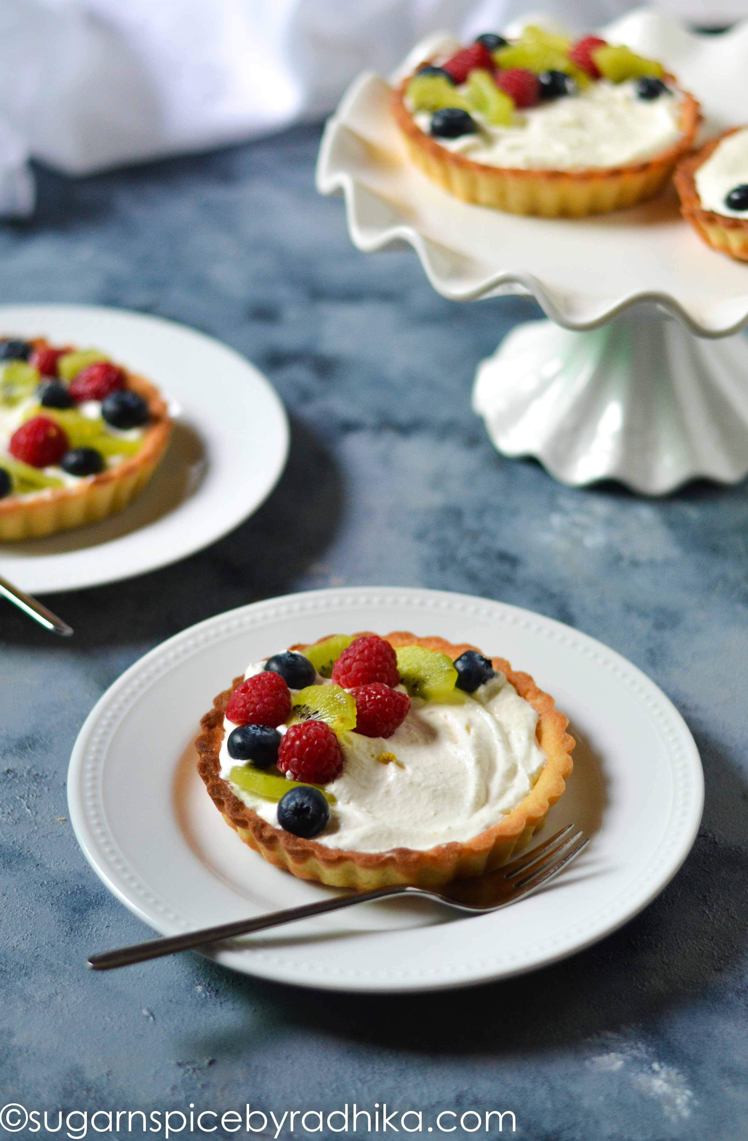 Berry Tart with Lemon Mascarpone Cream