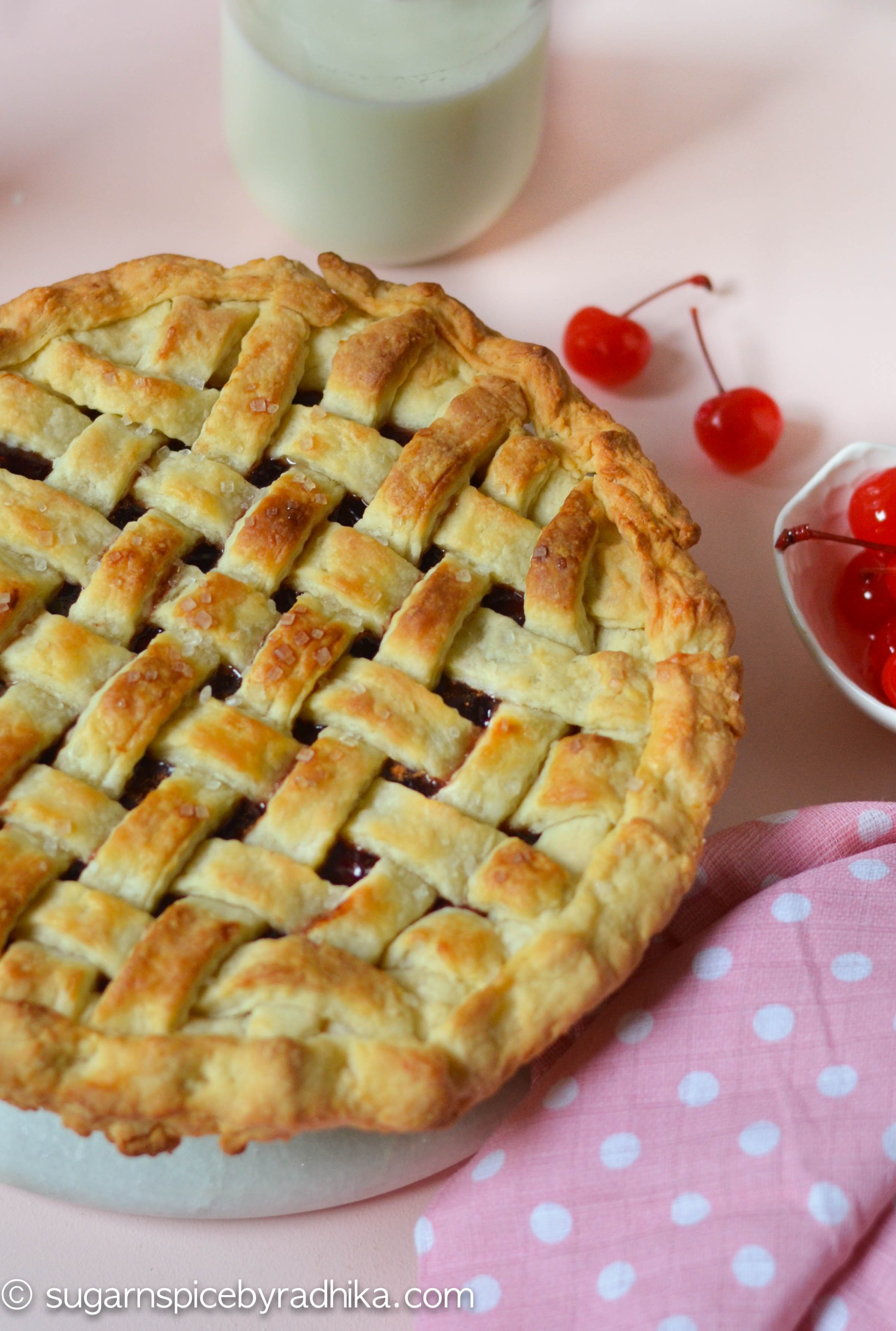 Best Ever Pie Crust - A simple way to bake a crunchy and delicious pie crust so that your dessert is nothing less that perfection.