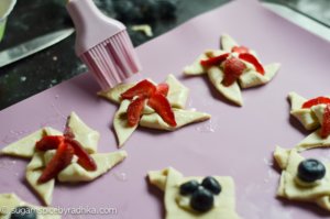 Mini Puff Pastry Tarts