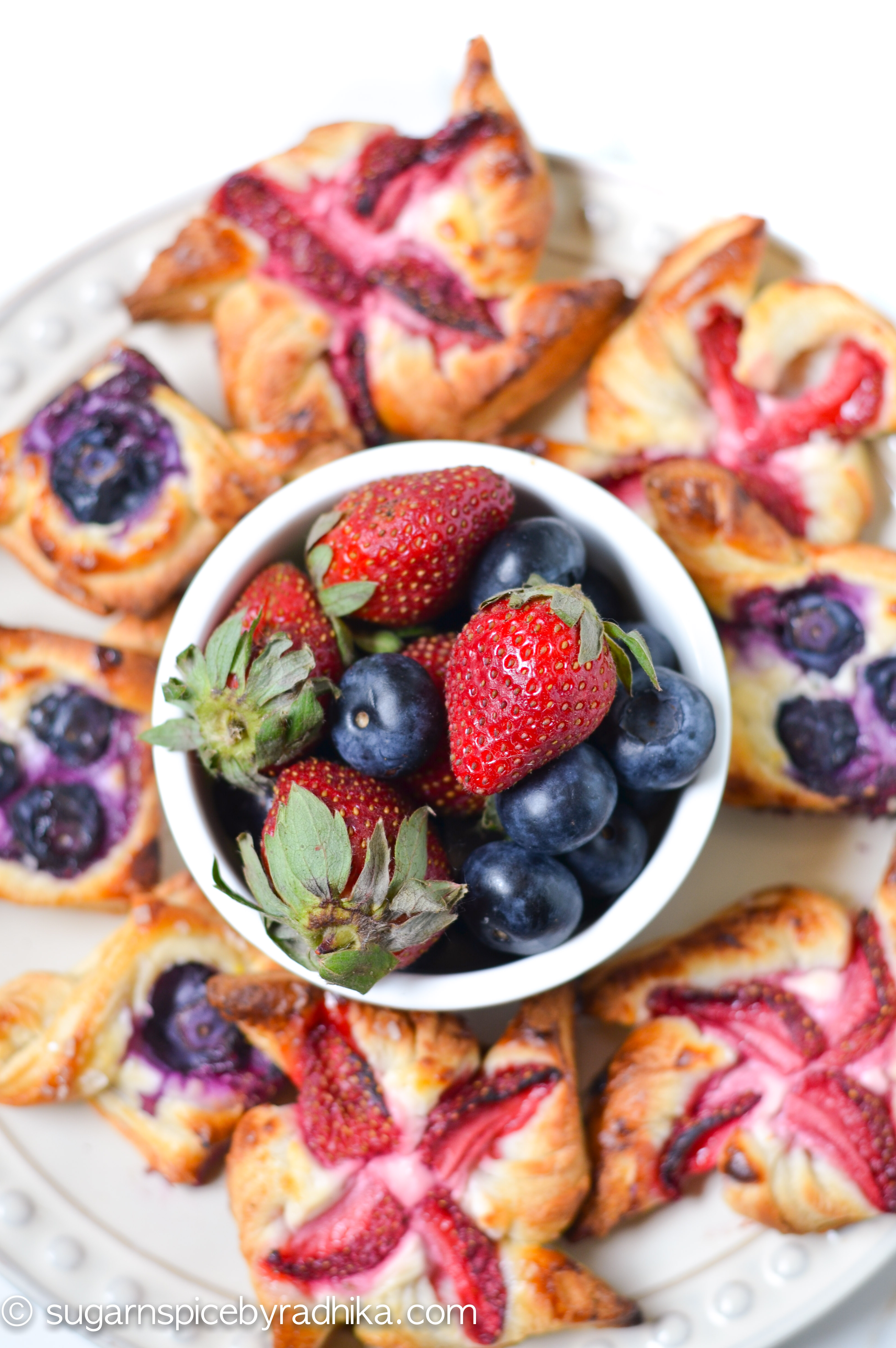 Mini Puff Pastry Tarts