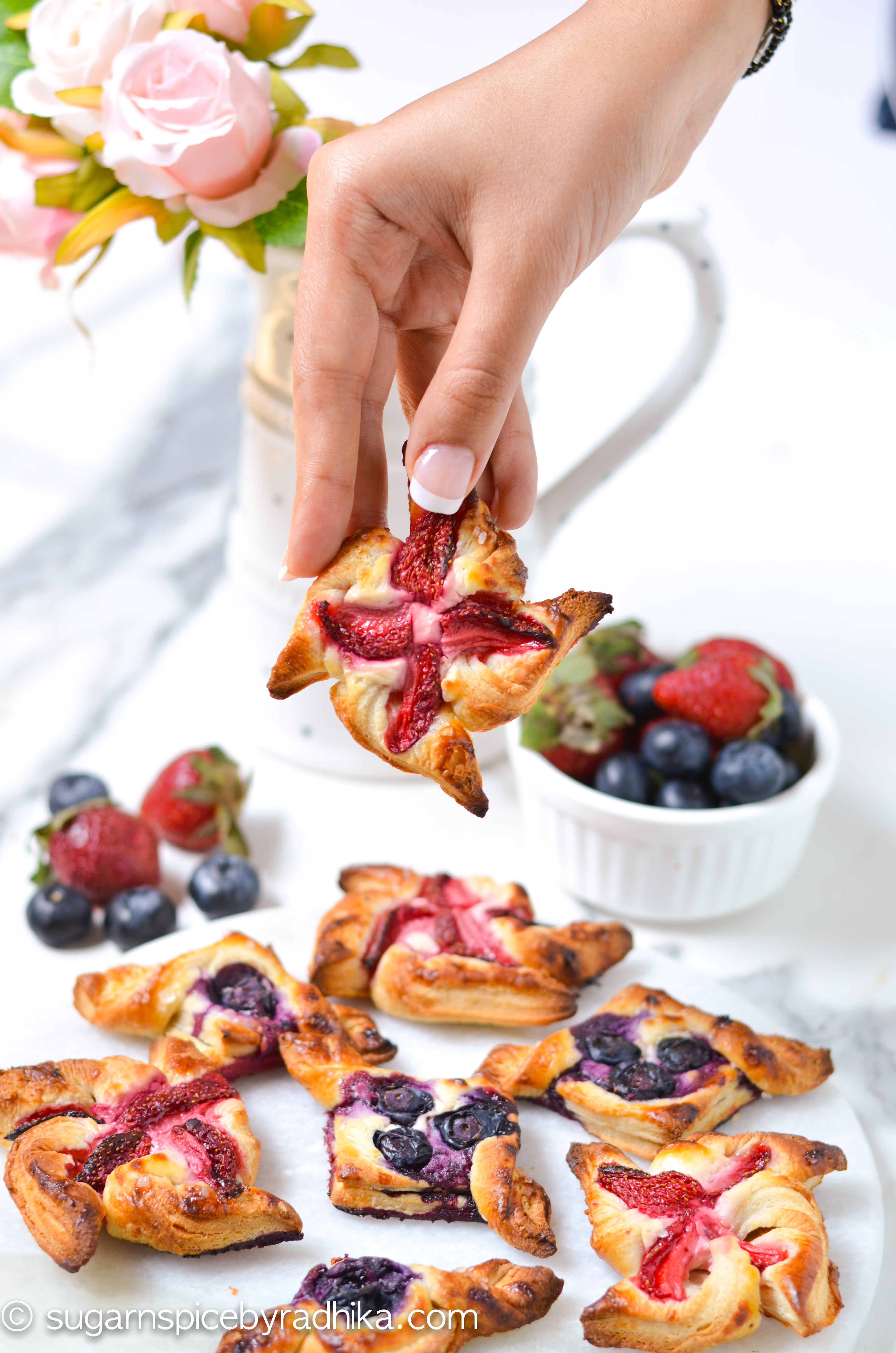 Mini Puff Pastry Tarts