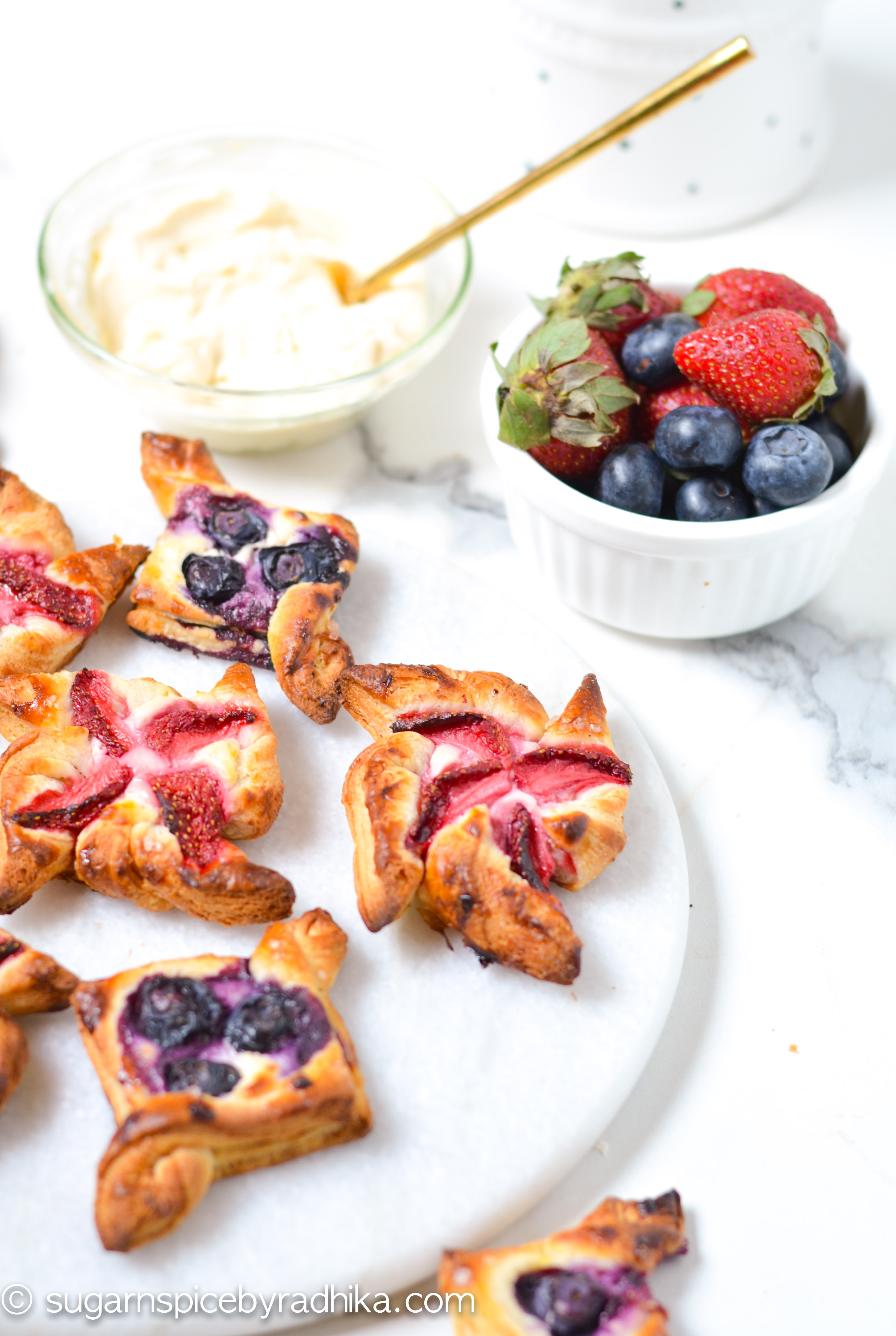 Mini Puff Pastry Tarts