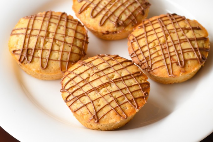 Nutella Stuffed Cinnamon Muffins