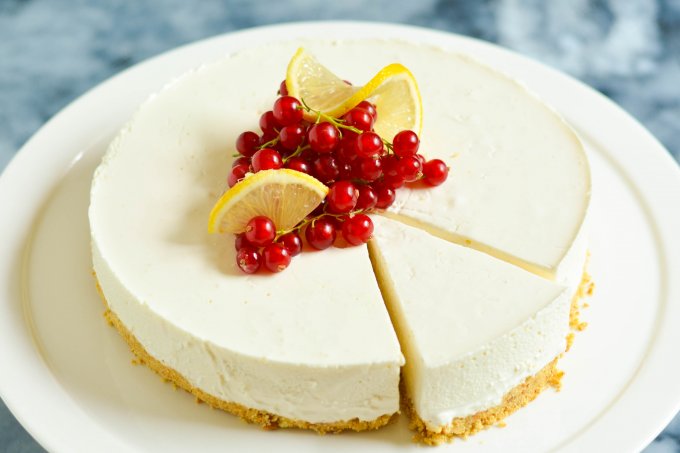 No-Bake Lemon Cheesecake