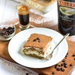 Easy Tiramisu (Eggless) VIDEO