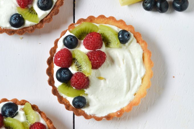 Berry Tart with Lemon Mascarpone Cream