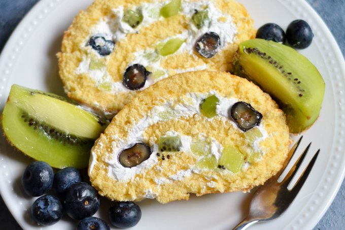 Kiwi and Blueberry Swiss roll