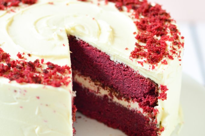 RedVelvet Cake with Cream Cheese Frosting (eggless)