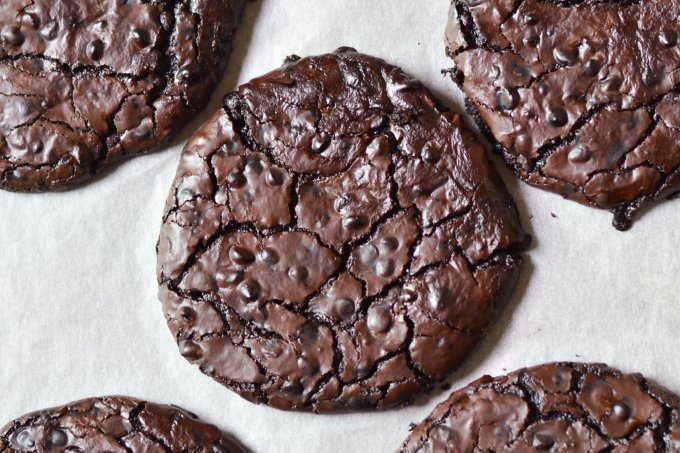 Flourless Chocolate Fudge Cookies